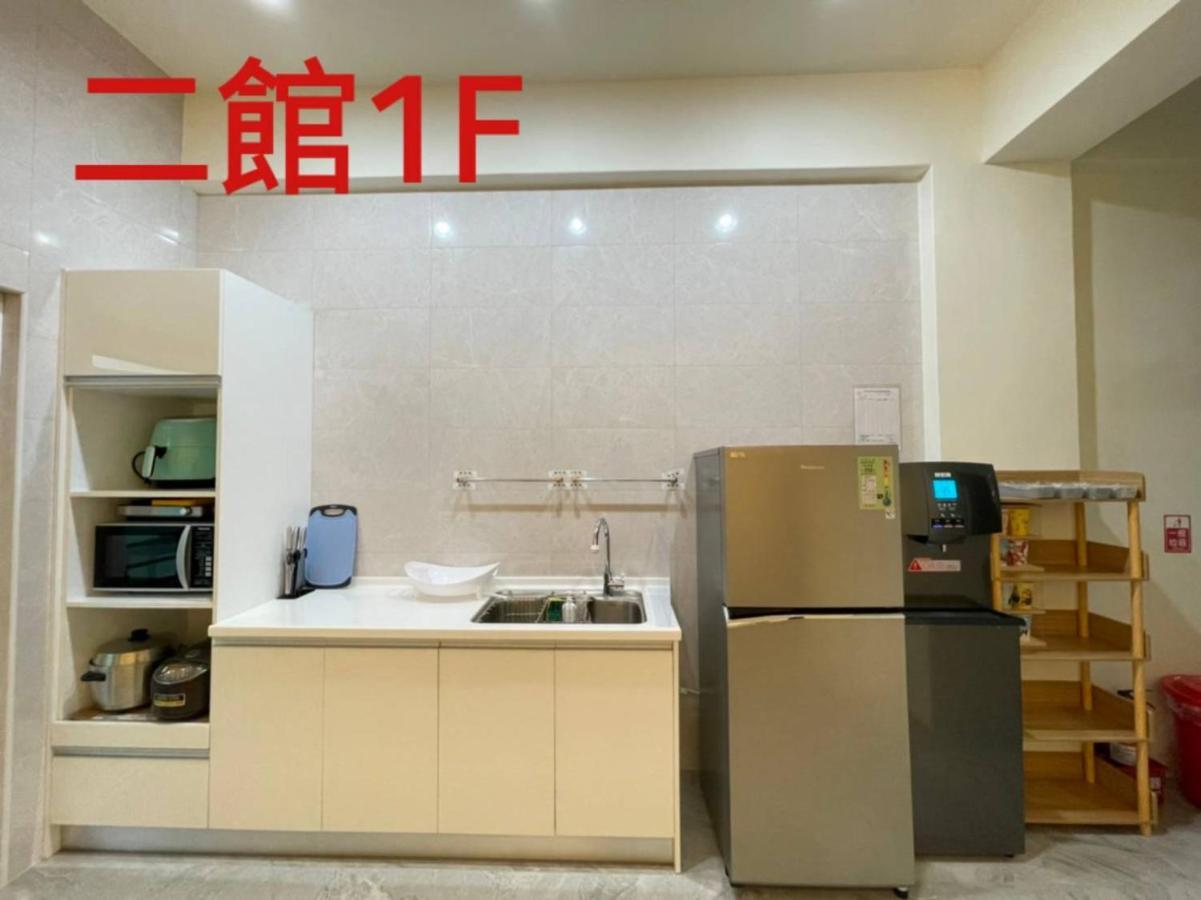 芹菜芋头亲子民宿 T'ai-tung 外观 照片